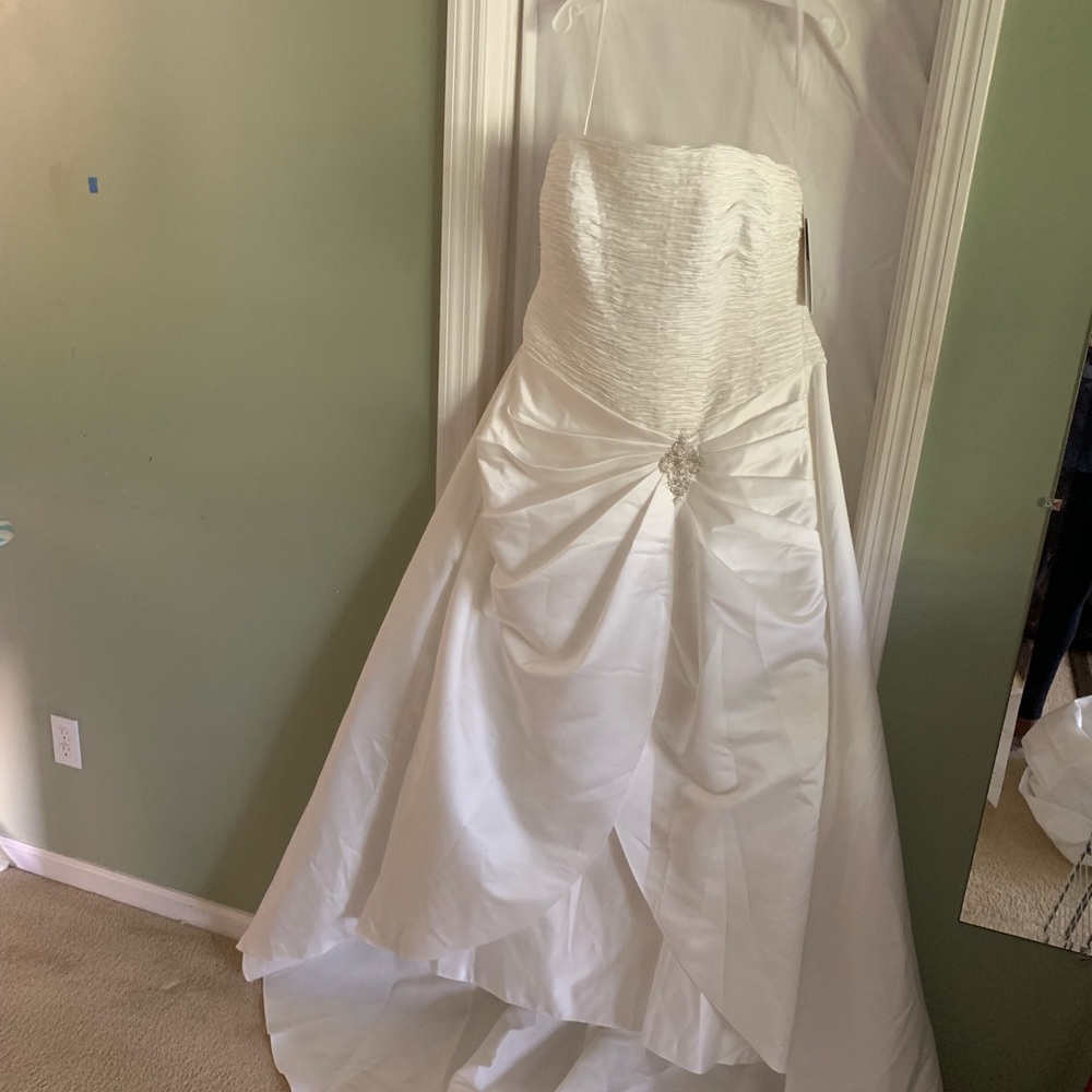 New wedding dress